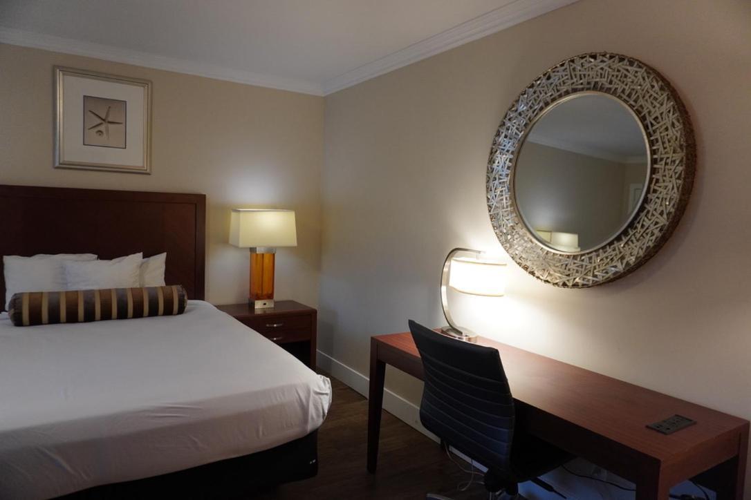 Rose Garden Inn photo 12