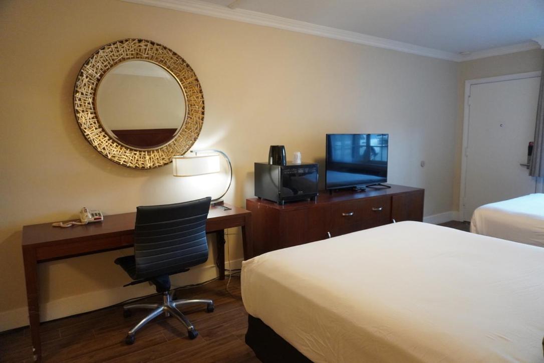 Rose Garden Inn photo 6