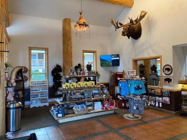 Moose Creek Lodge & Suites photo 30
