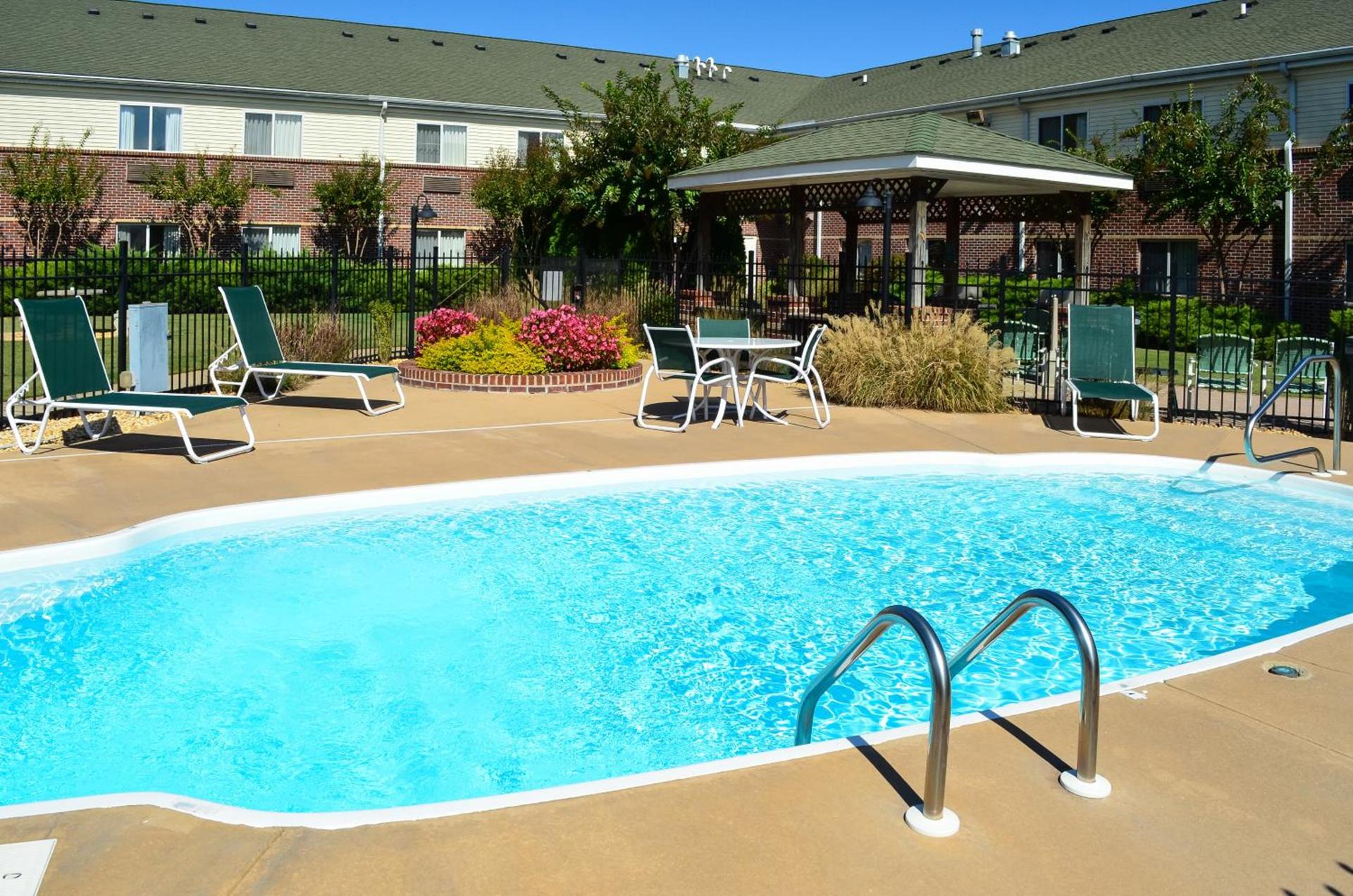 InTown Suites Extended Stay Decatur AL photo 4