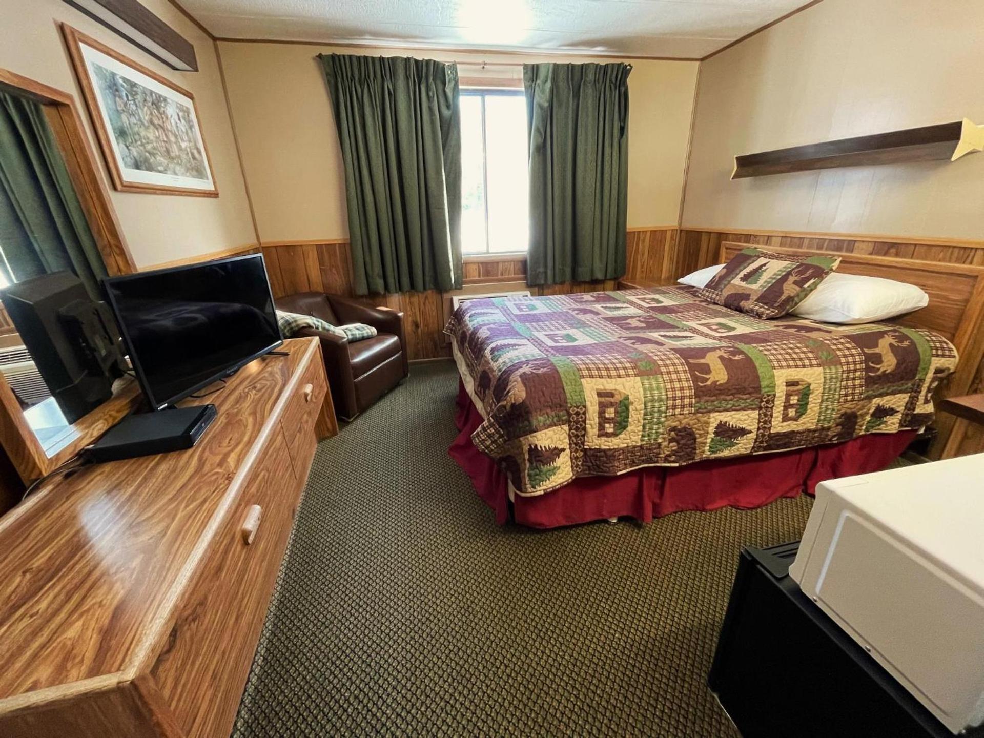 The Lodge at Lolo Hot Springs photo 44
