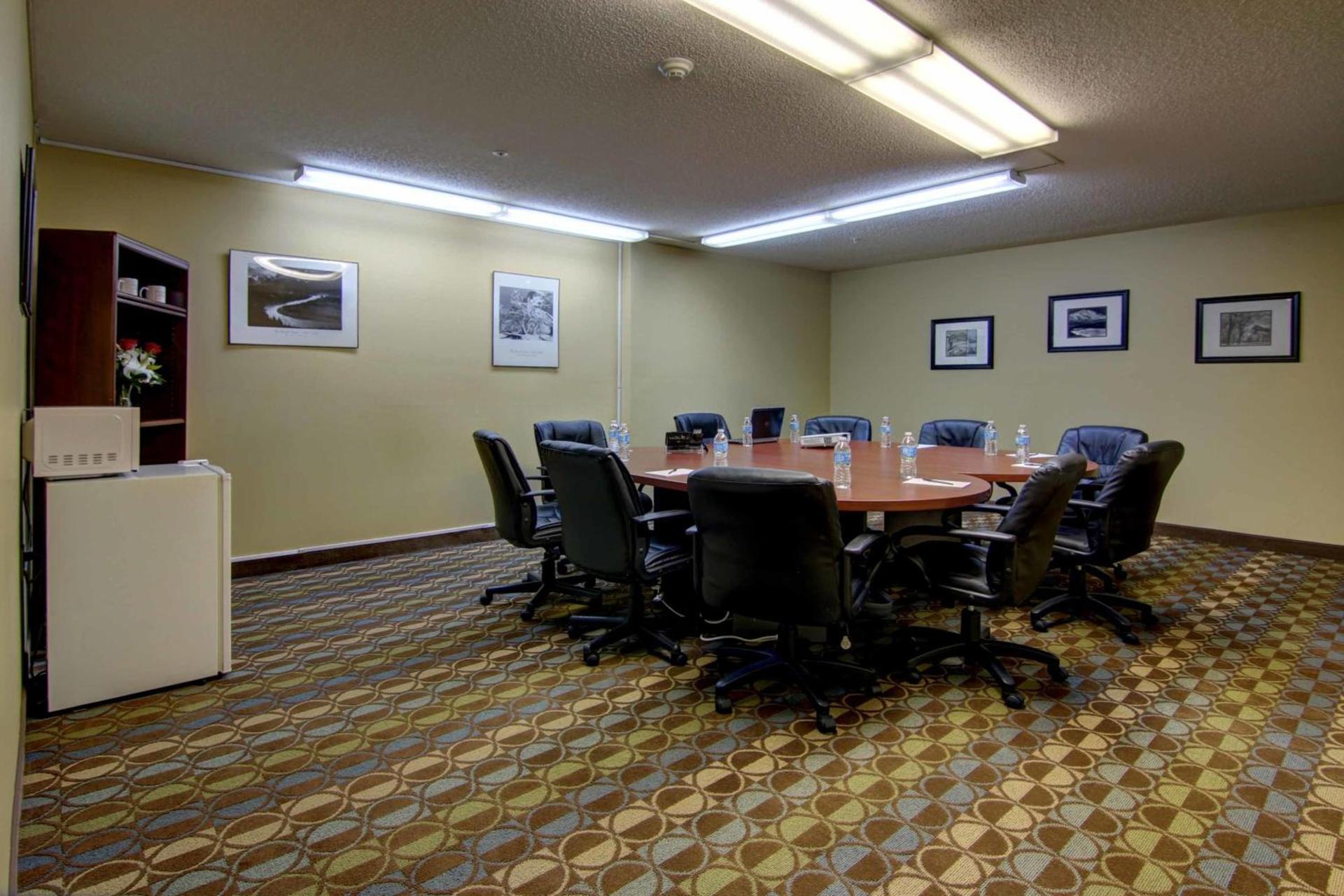 InTown Suites Extended Stay Marietta GA - Roswell Rd photo 13