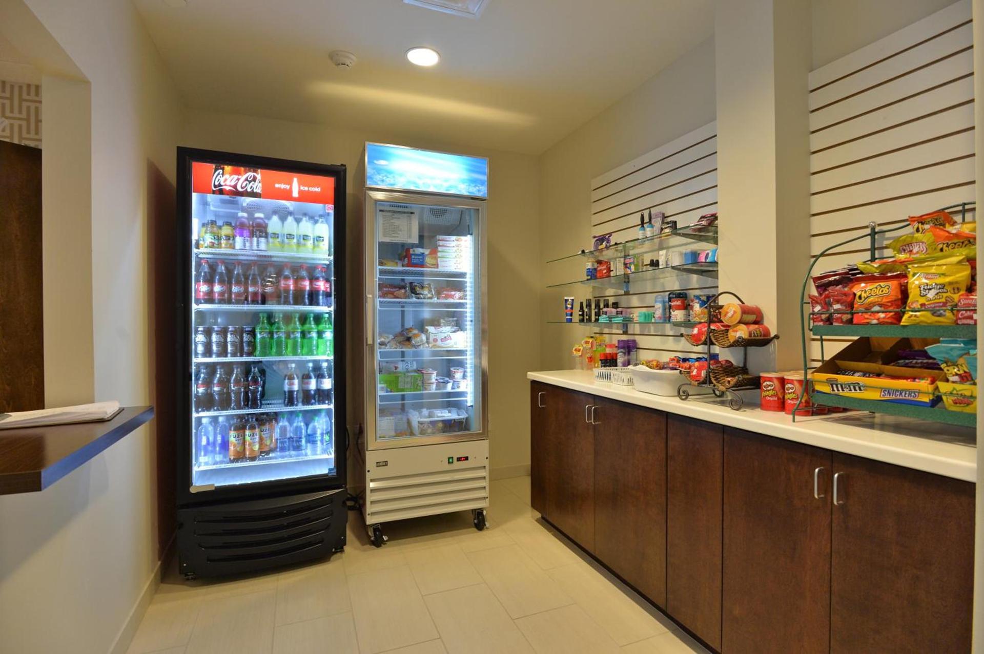 Hawthorn Extended Stay by Wyndham El Paso photo 33
