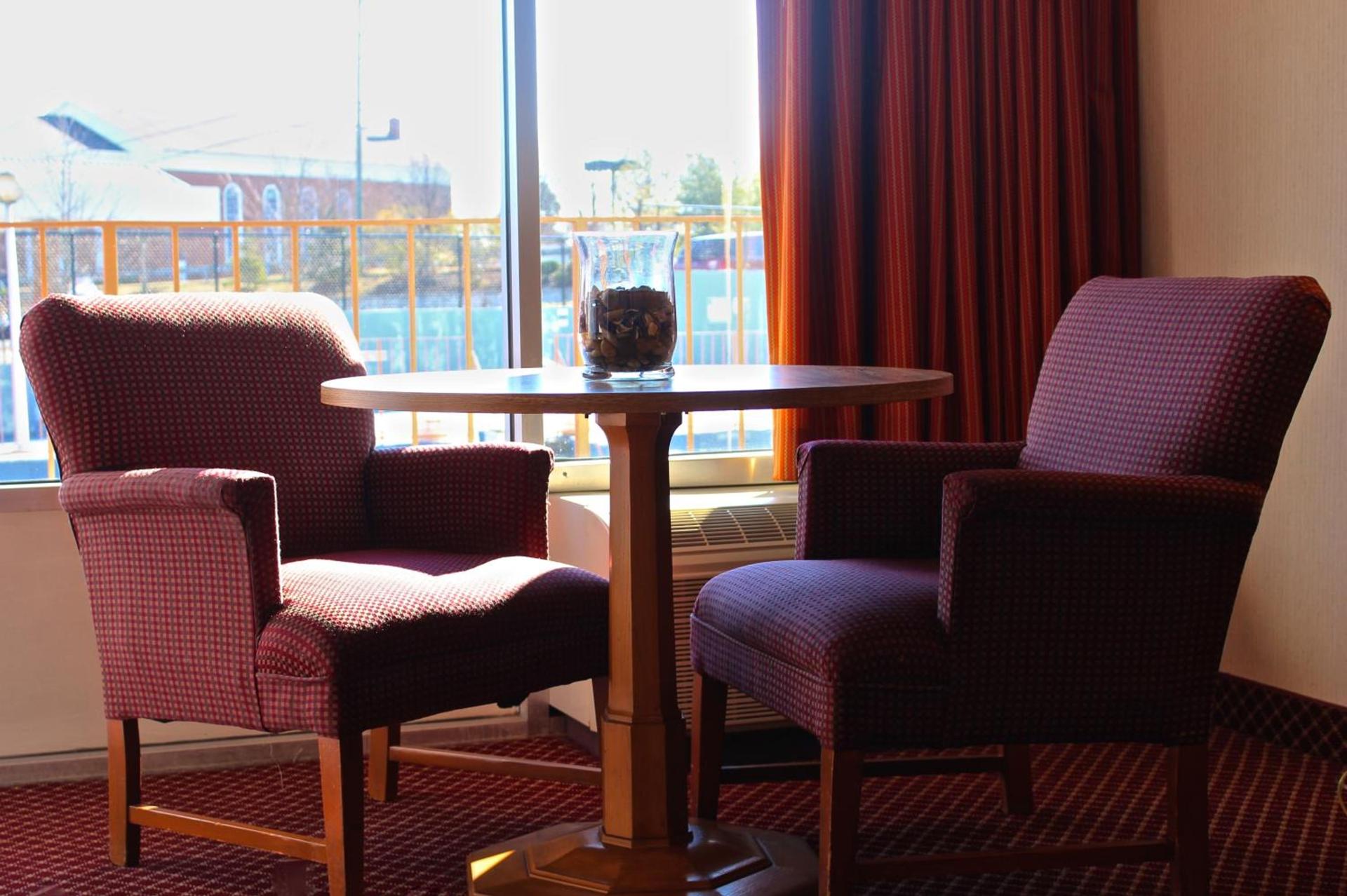 Regency Inn Richmond photo 15