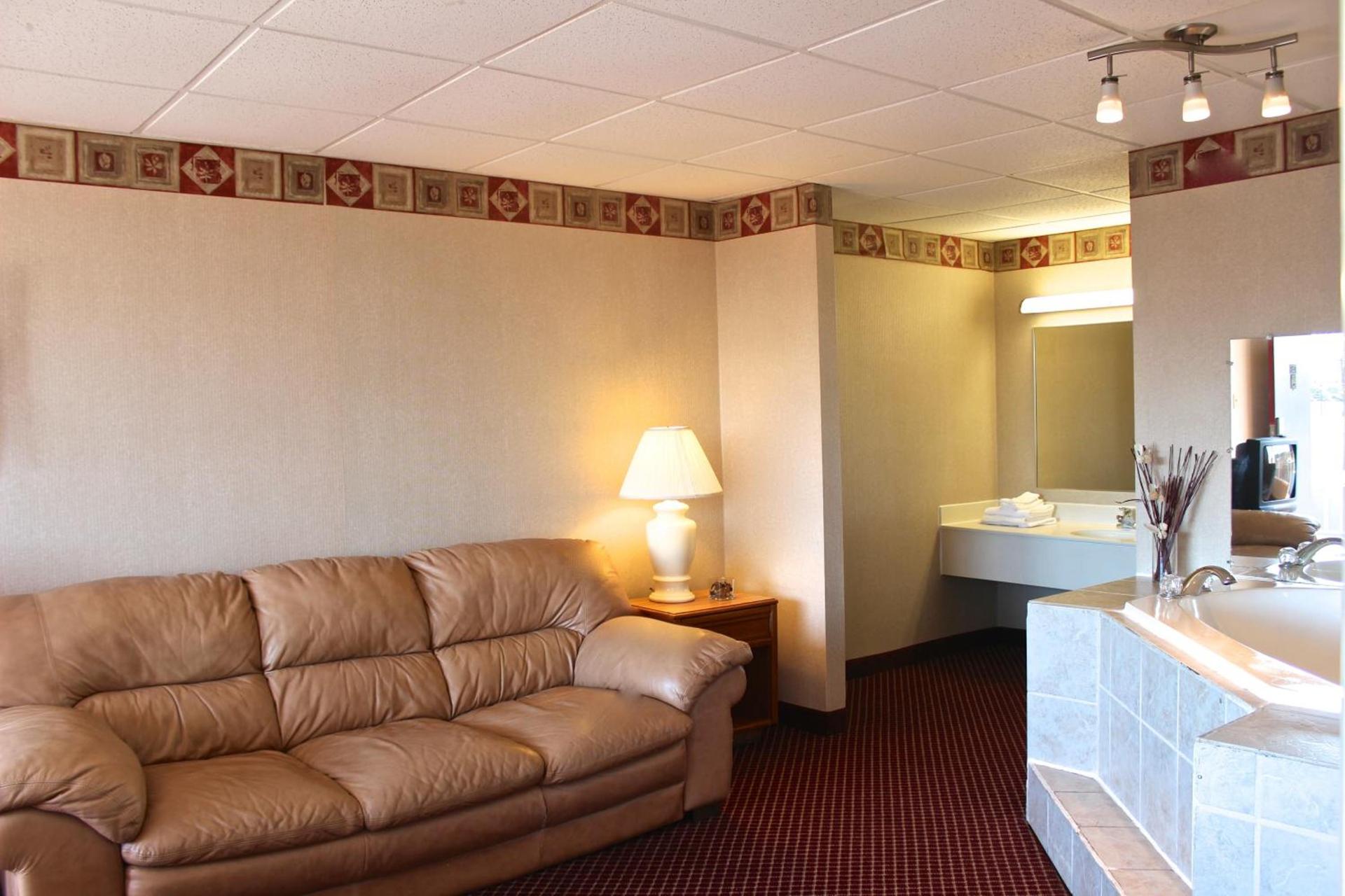 Regency Inn Richmond photo 14