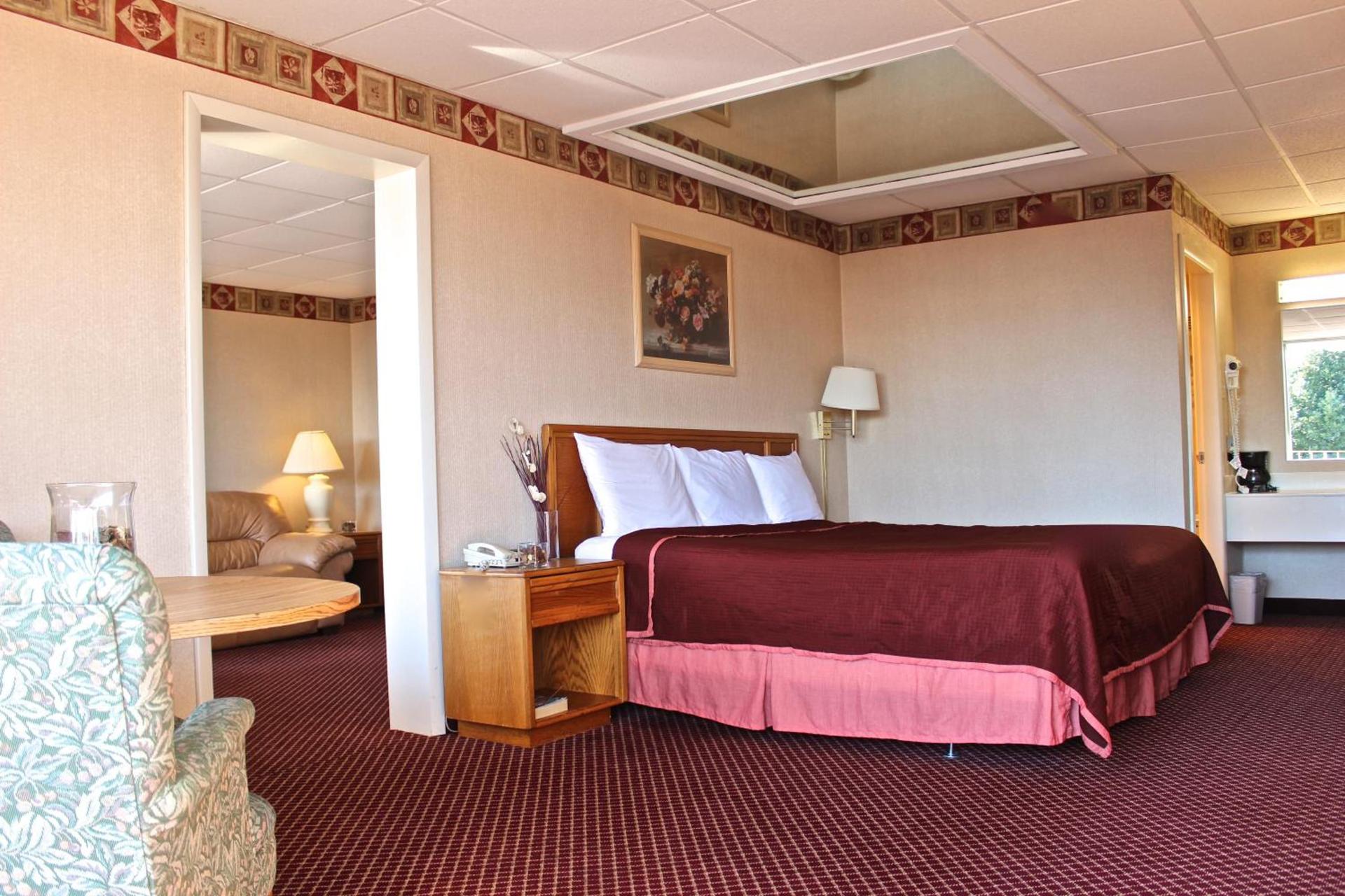 Regency Inn Richmond photo 25