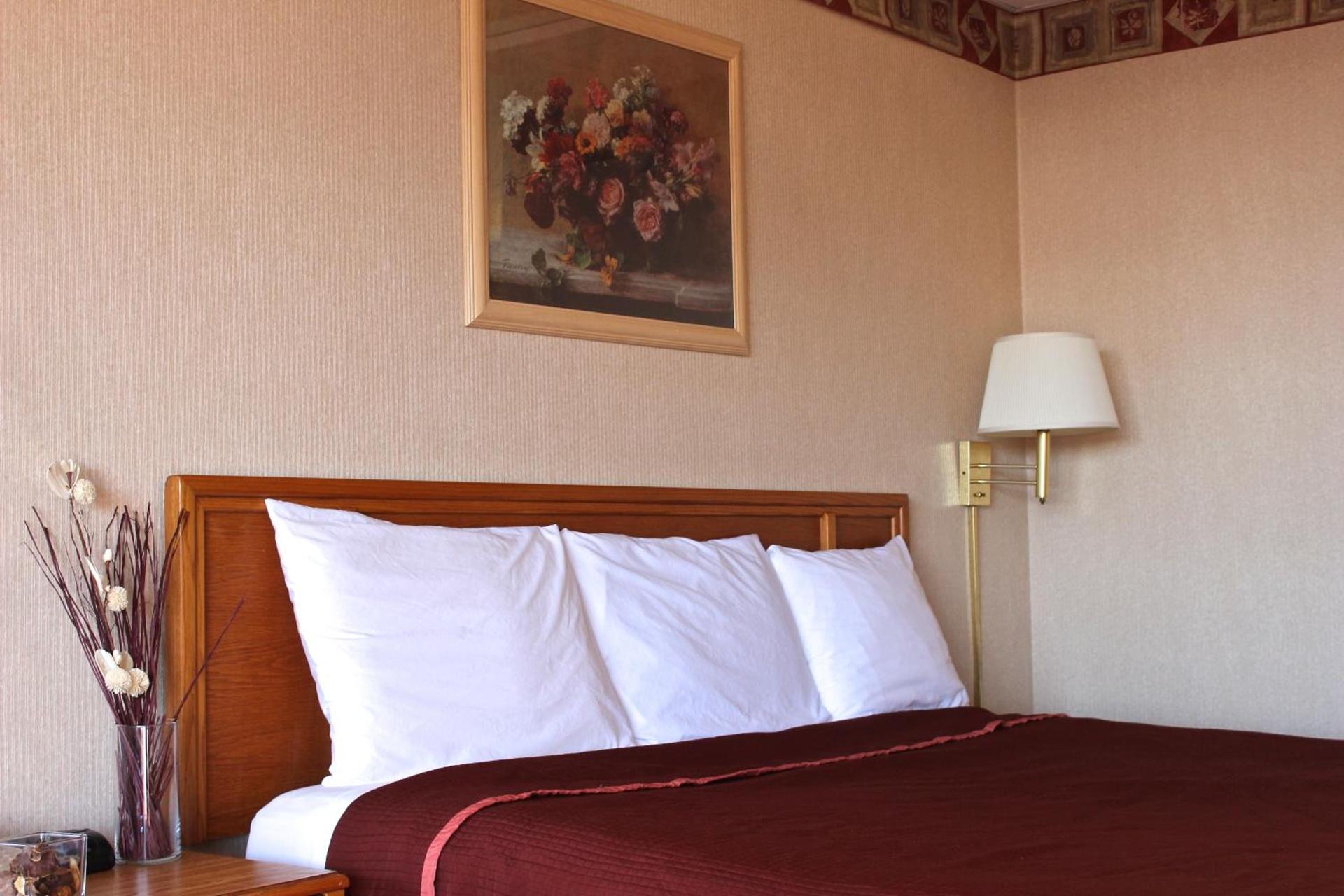 Regency Inn Richmond photo 23
