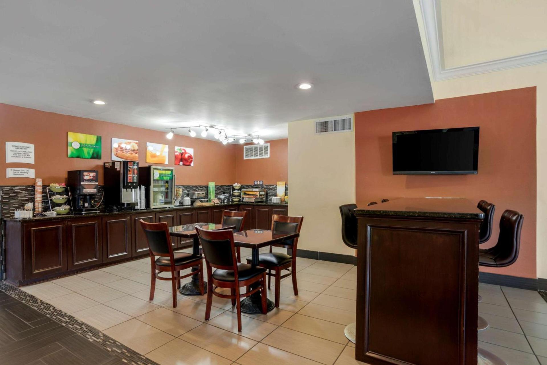 Quality Inn Phenix City Columbus photo 28