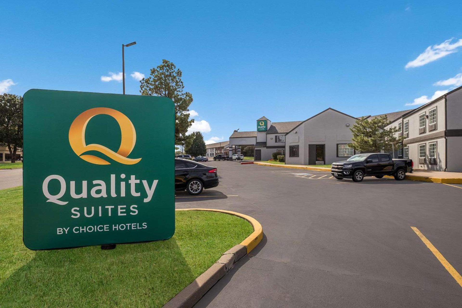 Quality Suites Tulsa I-44 photo 17