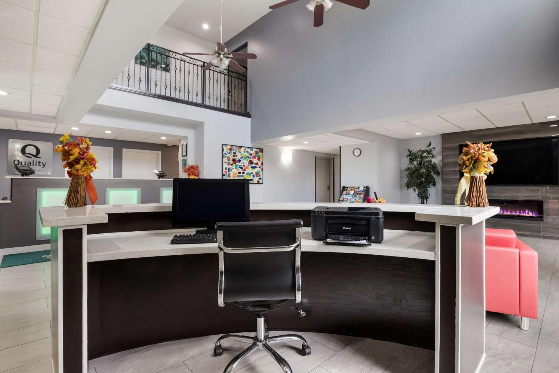 Quality Suites Tulsa I-44 photo 3