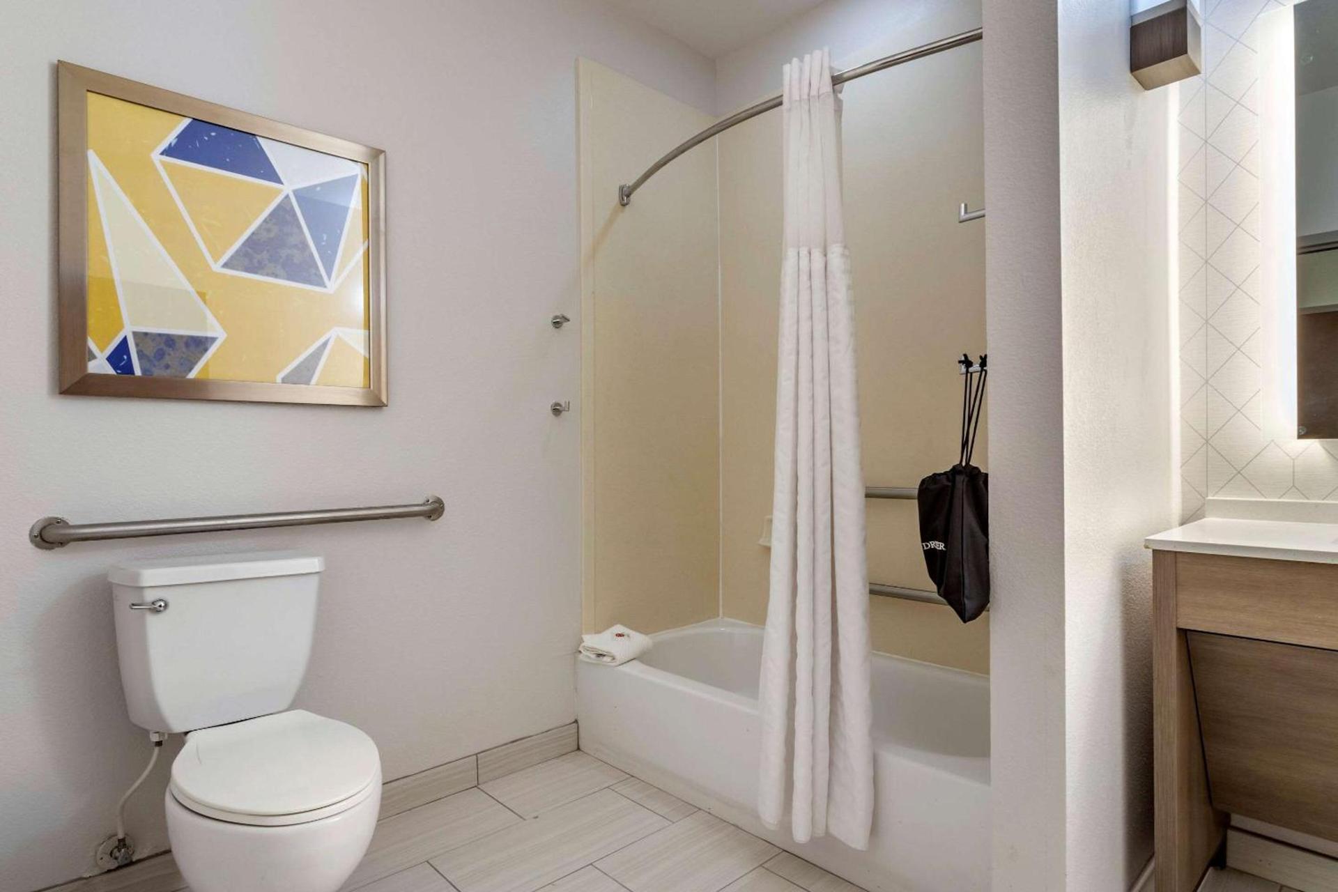 Comfort Suites Natchitoches photo 7