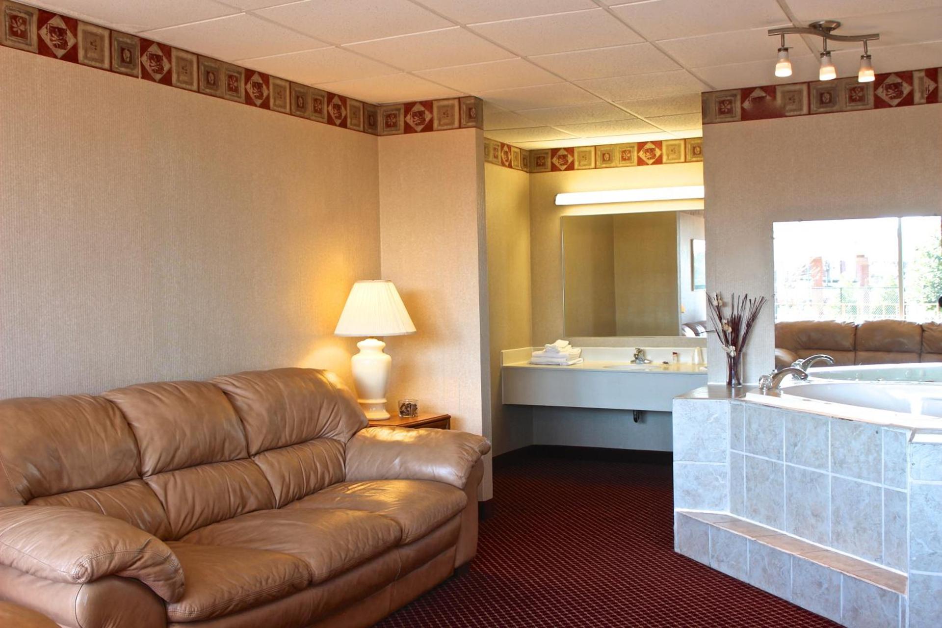Regency Inn Richmond photo 18