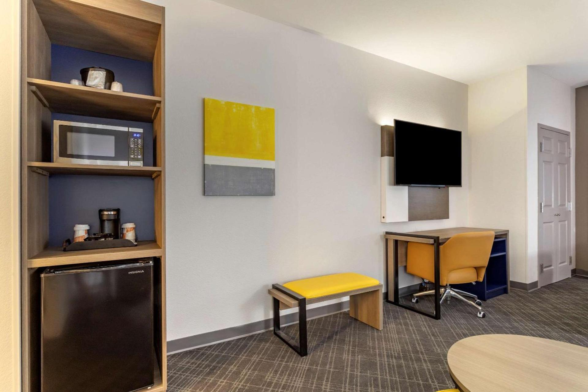 Comfort Suites Natchitoches photo 13
