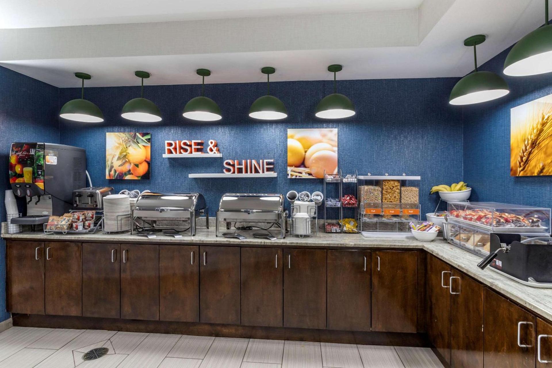 Comfort Suites Natchitoches photo 29