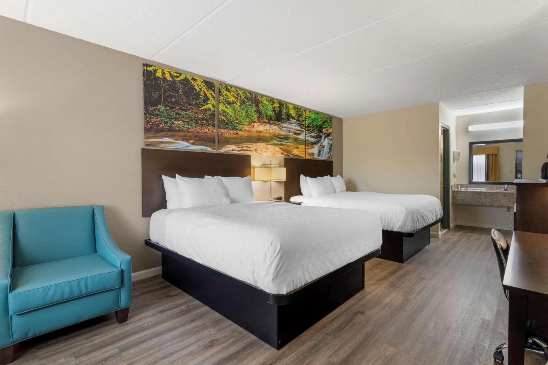 Clarion Pointe Kimball By Choice Hotels photo 28