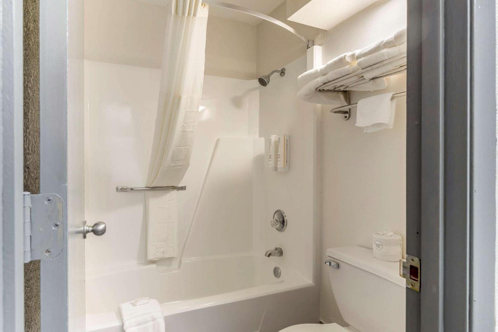 Clarion Pointe Kimball By Choice Hotels photo 15