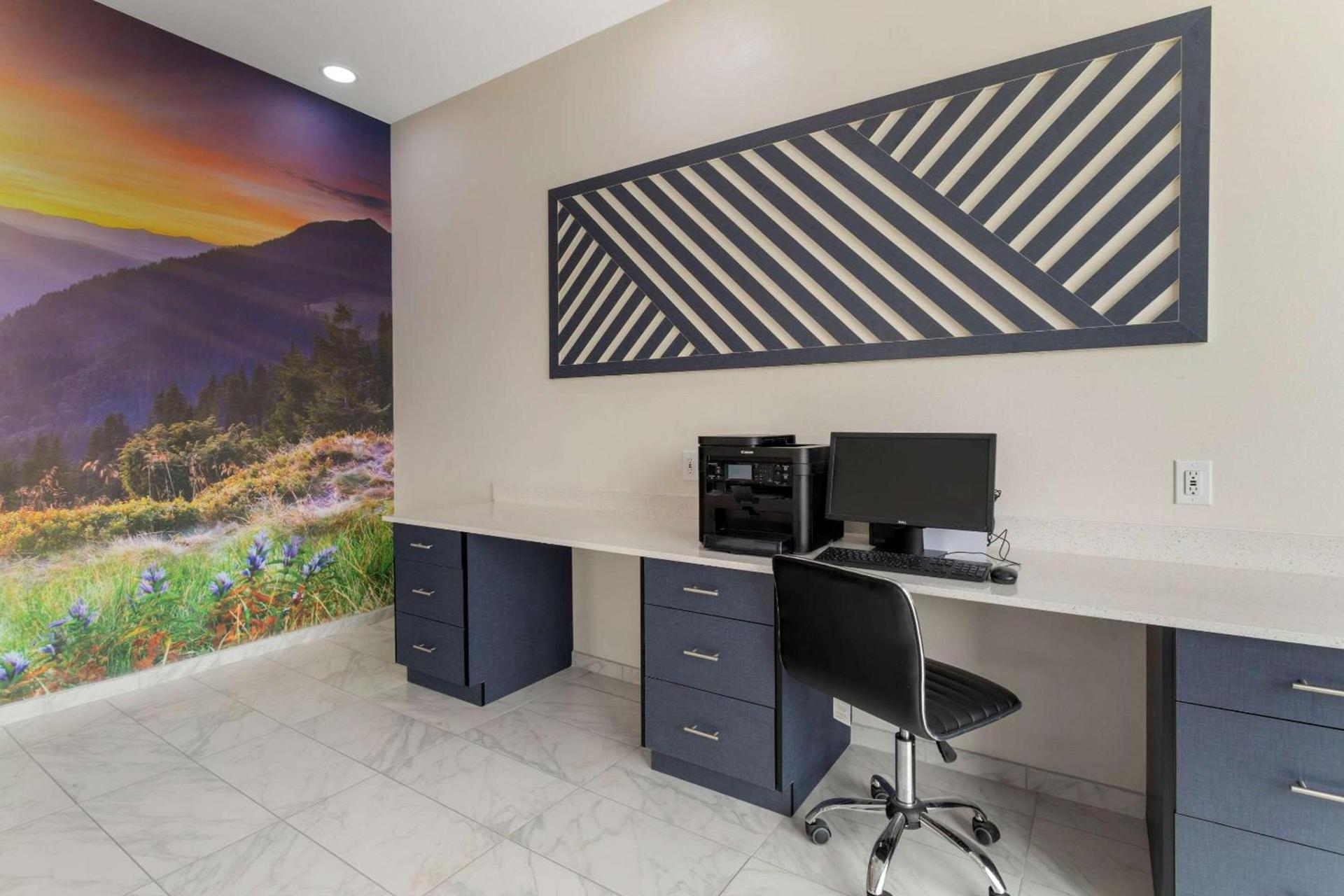 Clarion Pointe Kimball By Choice Hotels photo 21