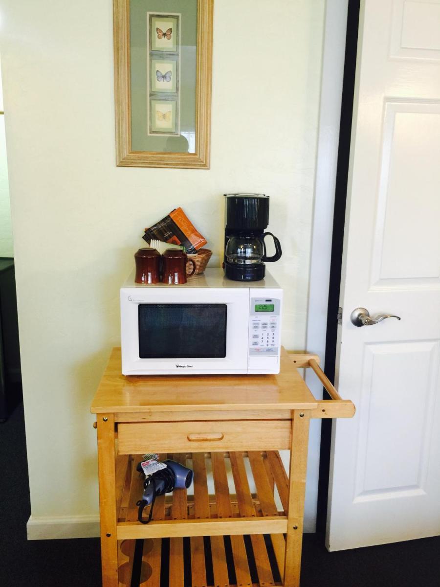 Harbor Inn photo 16