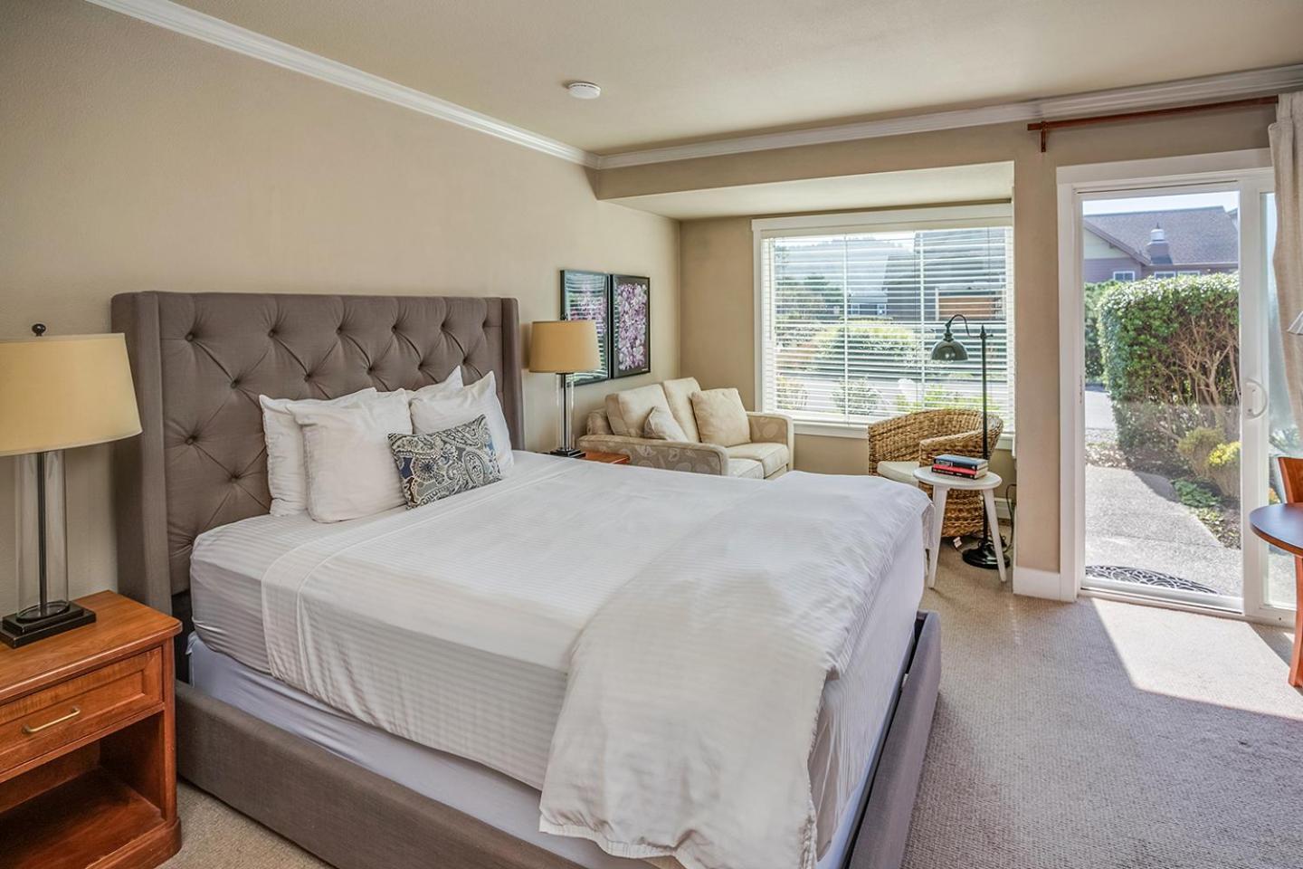 Cannon Beach Hotel Collection photo 77