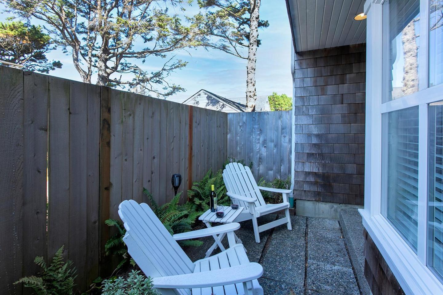 Cannon Beach Hotel Collection photo 79