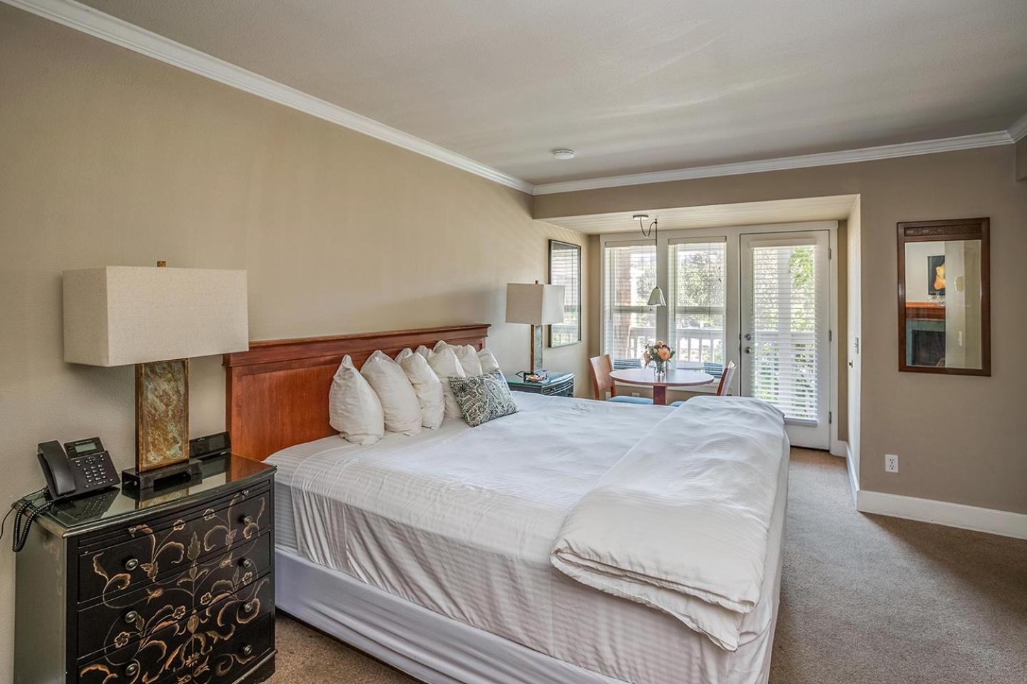 Cannon Beach Hotel Collection photo 88