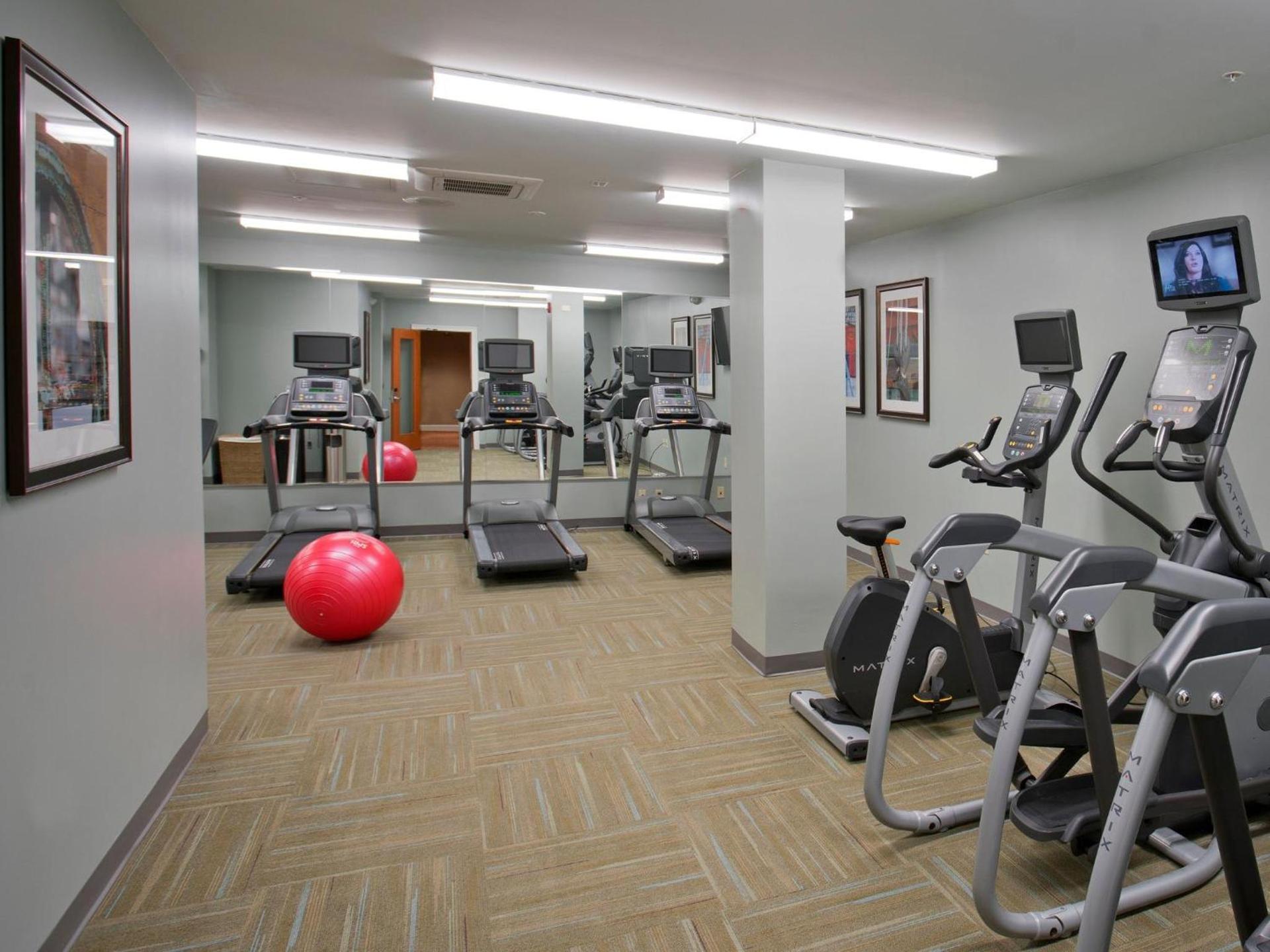 Staybridge Suites Baltimore - Inner Harbor by IHG photo 82
