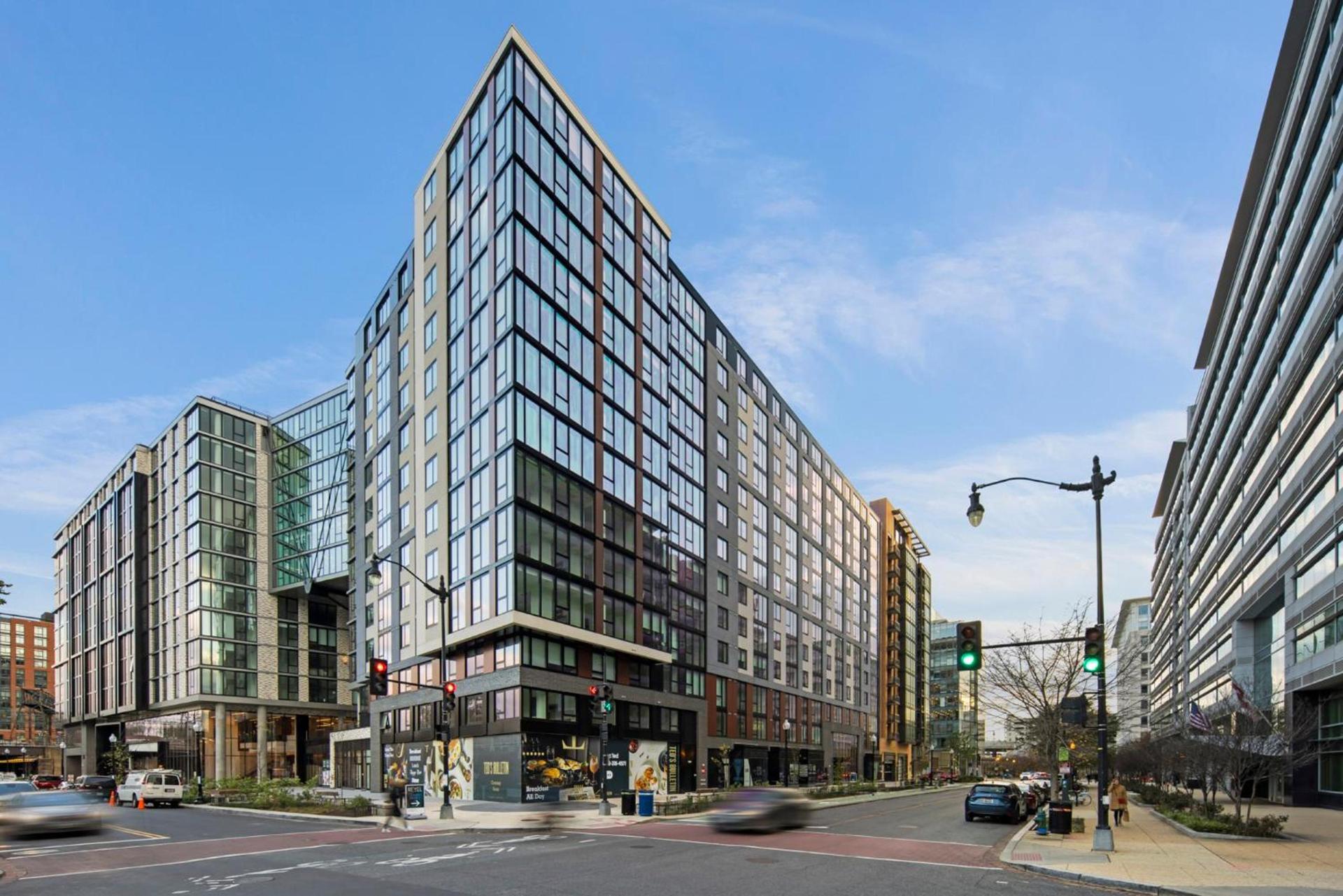 Global Luxury Suites at Capitol Hill photo 27
