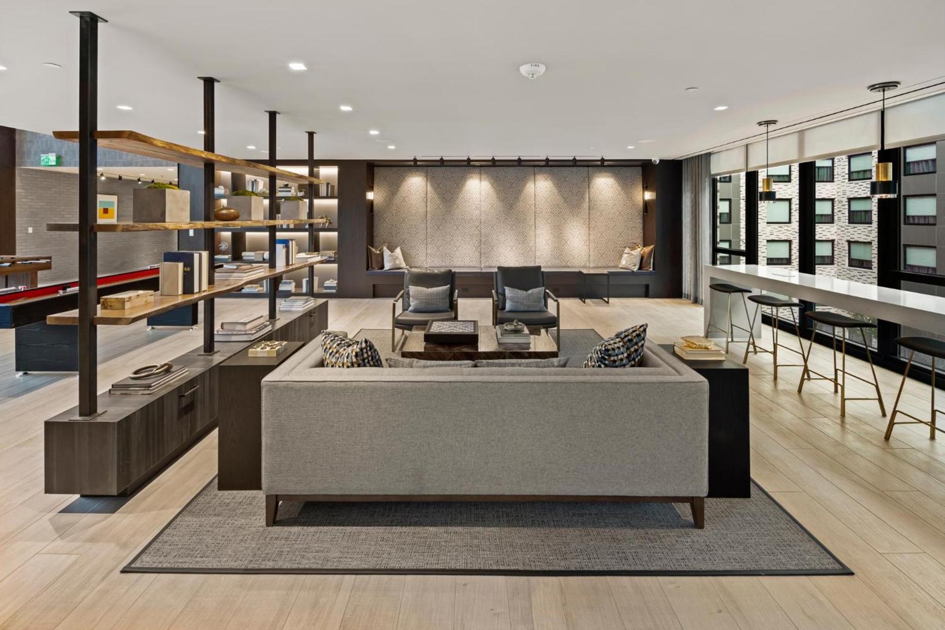 Global Luxury Suites at Capitol Hill photo 37