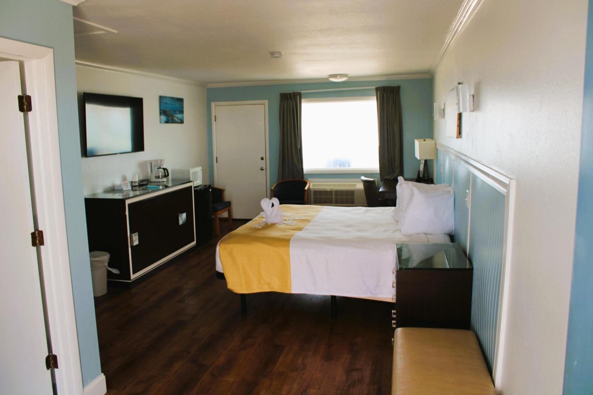 Blue Heron Motel photo 44
