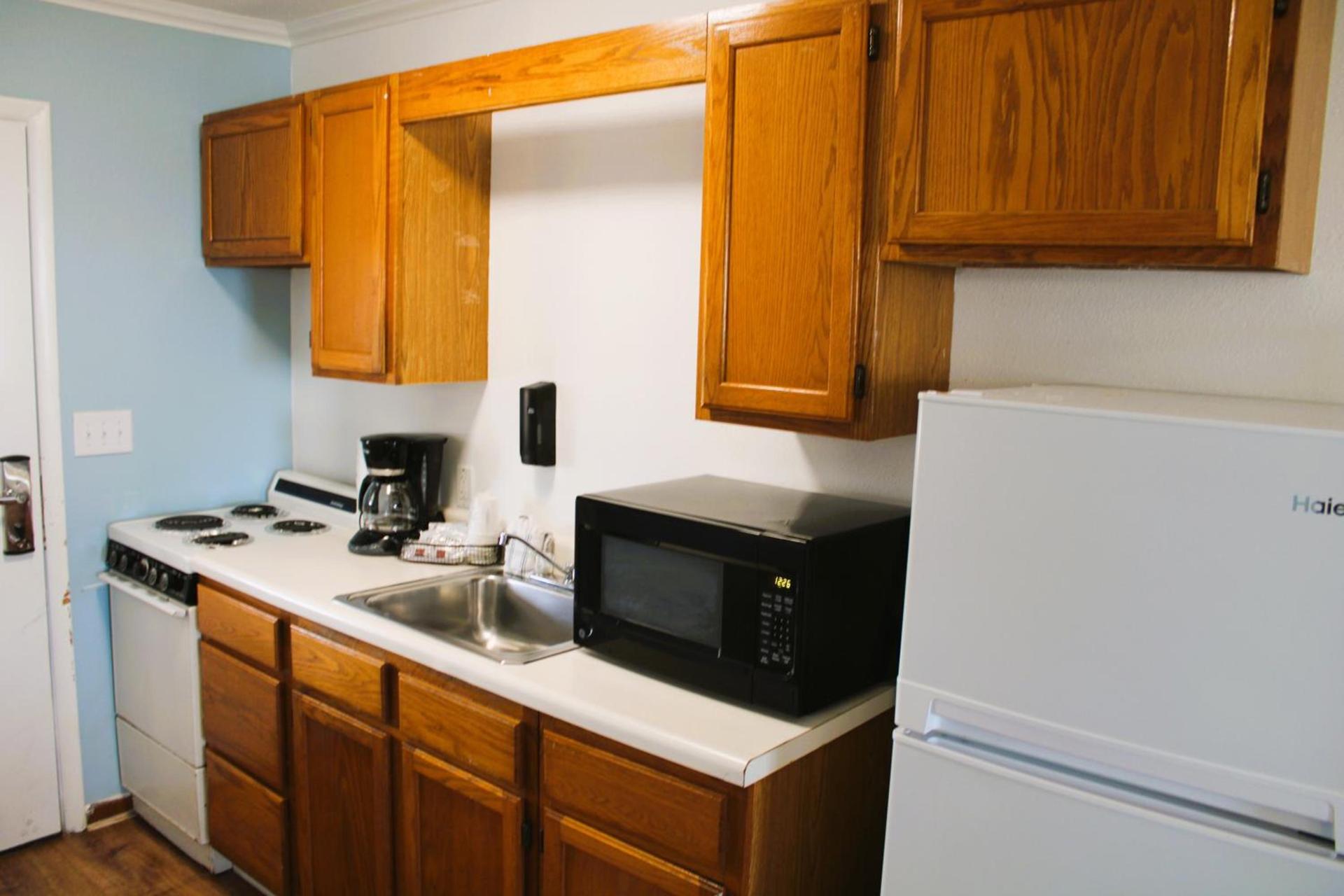 Blue Heron Motel photo 46