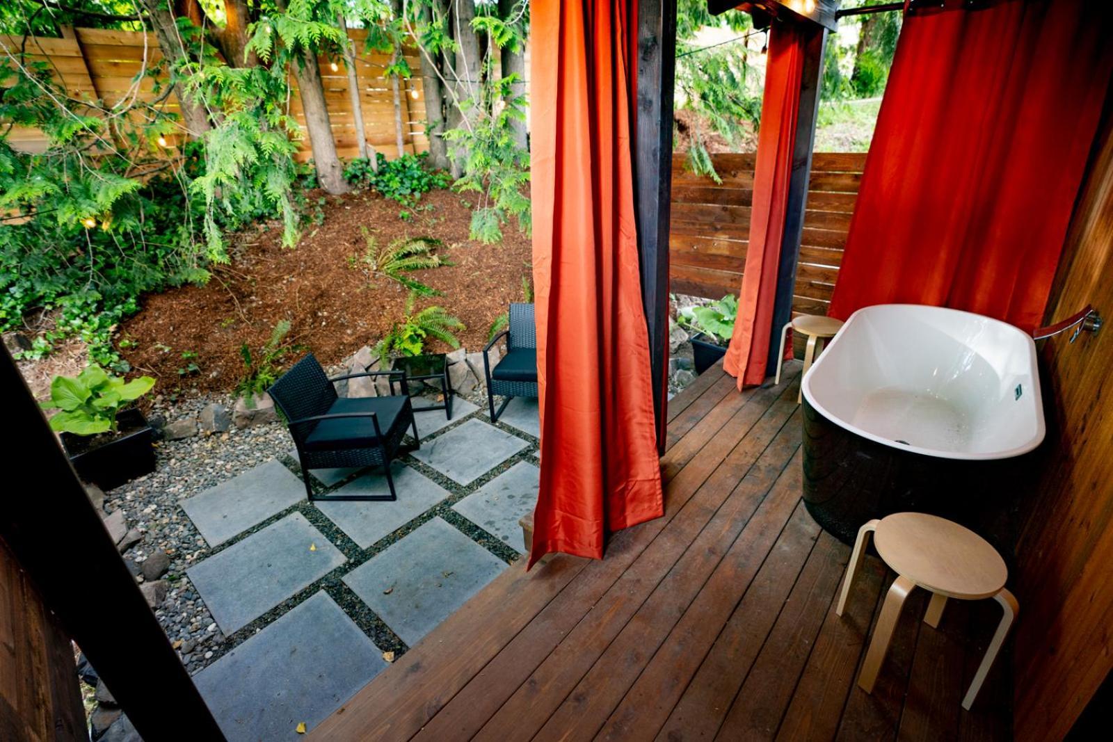 Artbliss Hotel photo 10