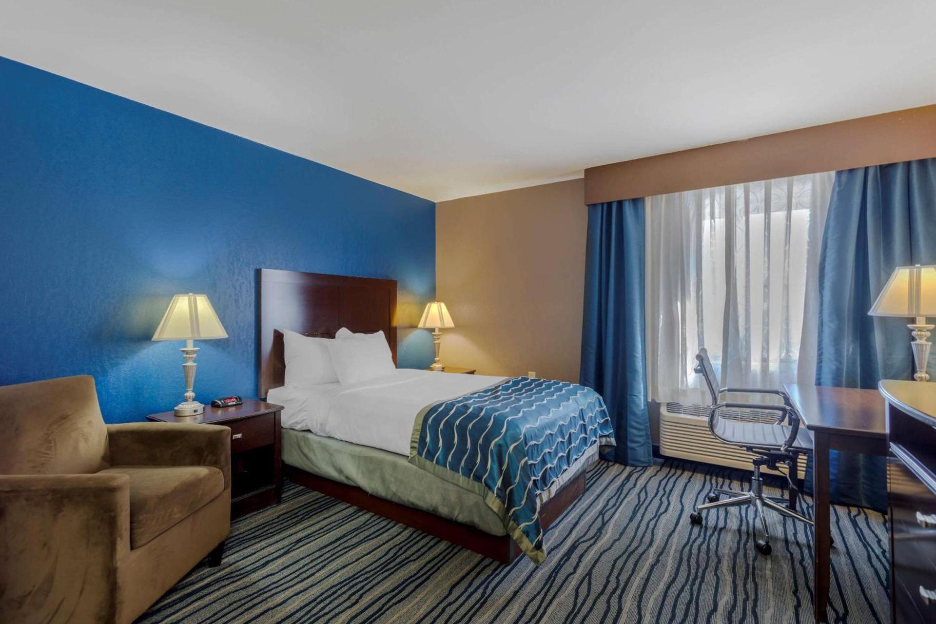 Comfort Inn & Suites Brentwood - Nashville photo 15