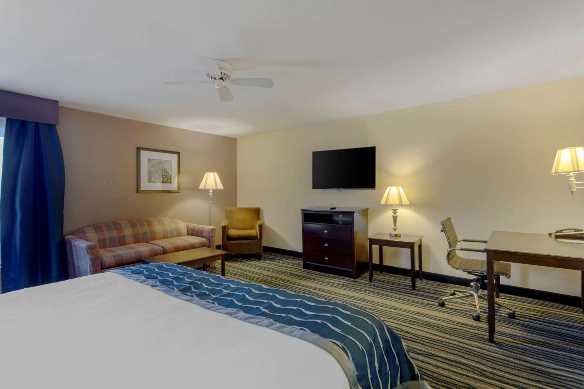 Comfort Inn & Suites Brentwood - Nashville photo 21