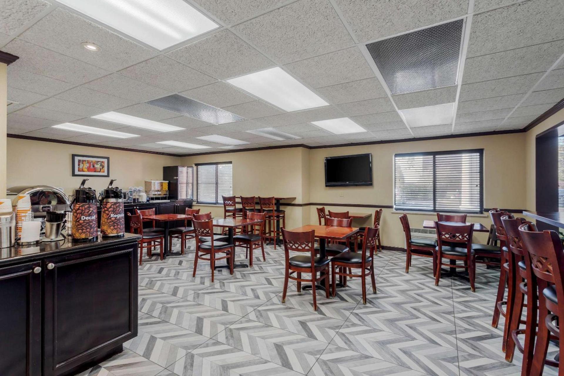 Comfort Inn & Suites Brentwood - Nashville photo 27