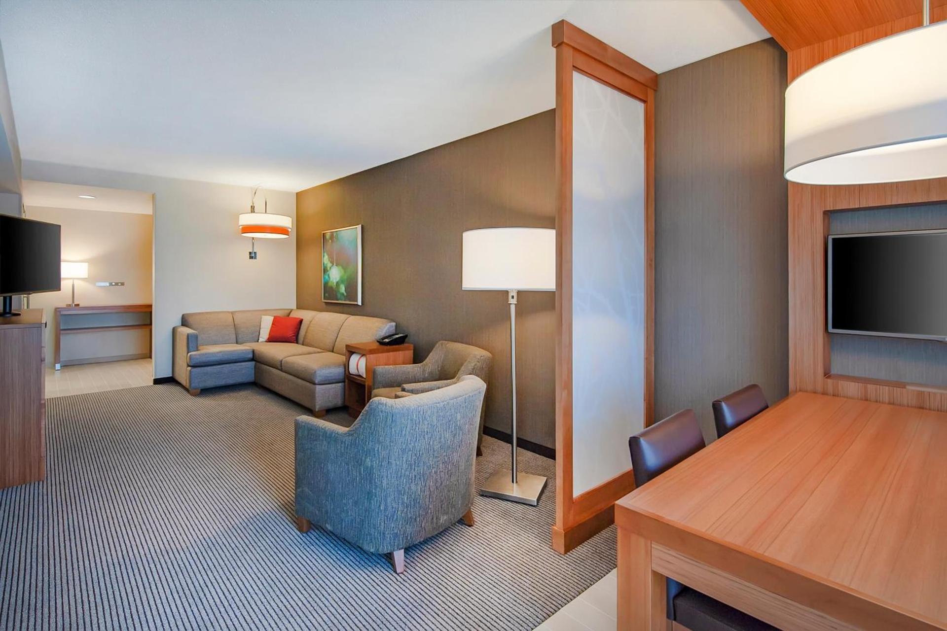 Hyatt Place Durham Southpoint photo 3