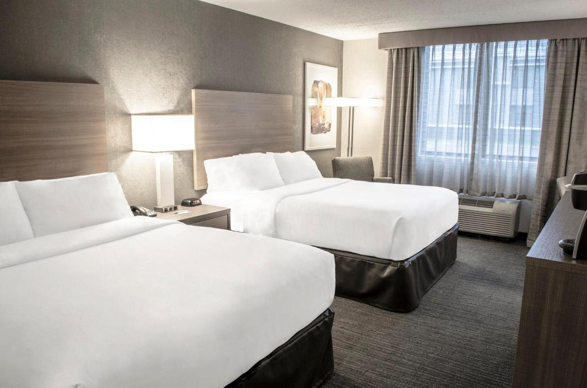 Holiday Inn Fargo by IHG photo 80