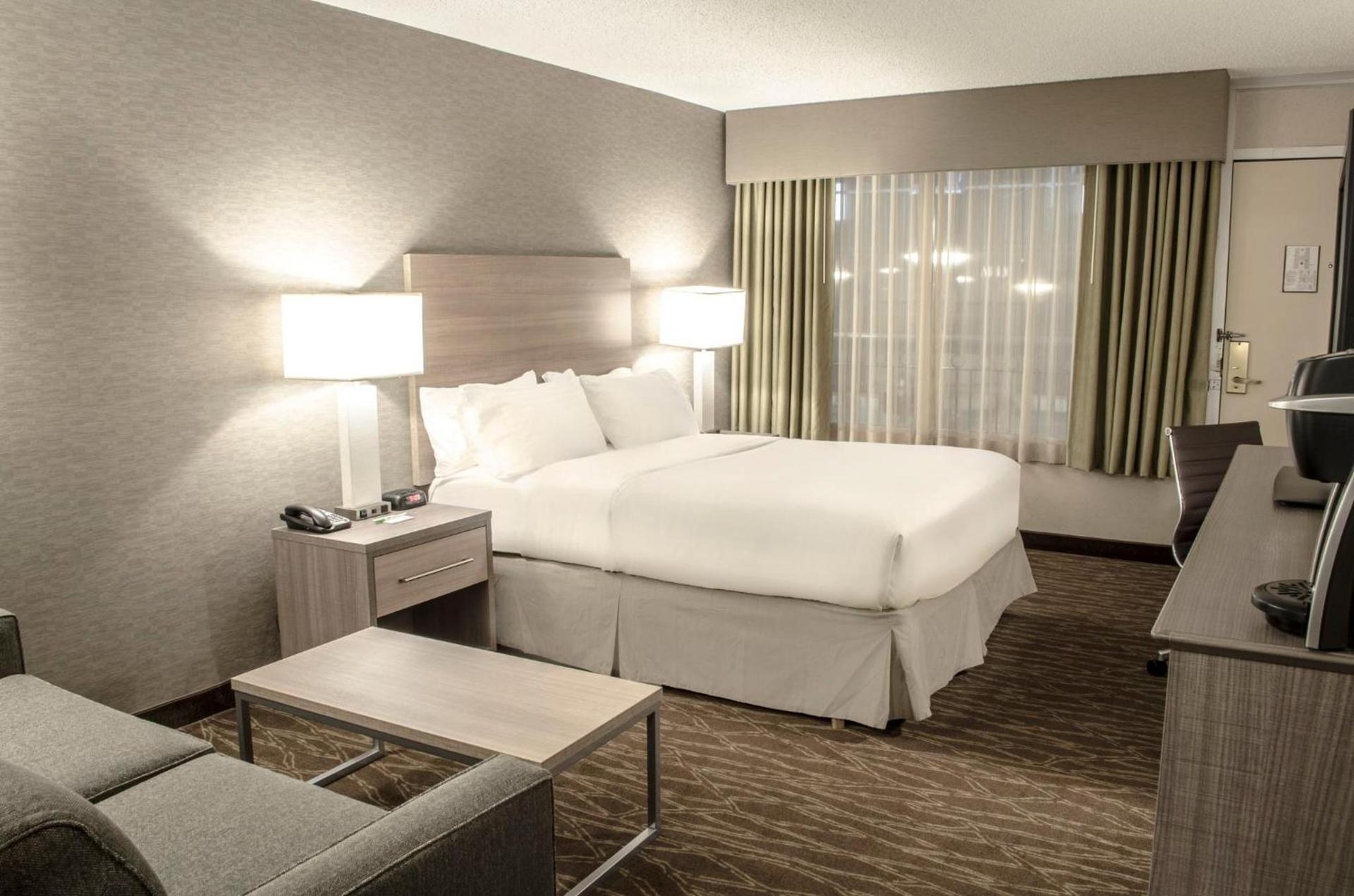 Holiday Inn Fargo by IHG photo 63
