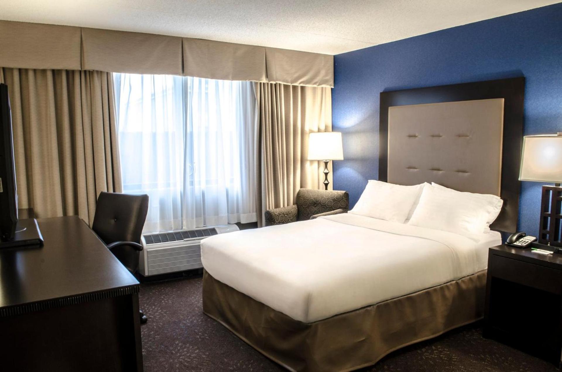 Holiday Inn Fargo by IHG photo 71