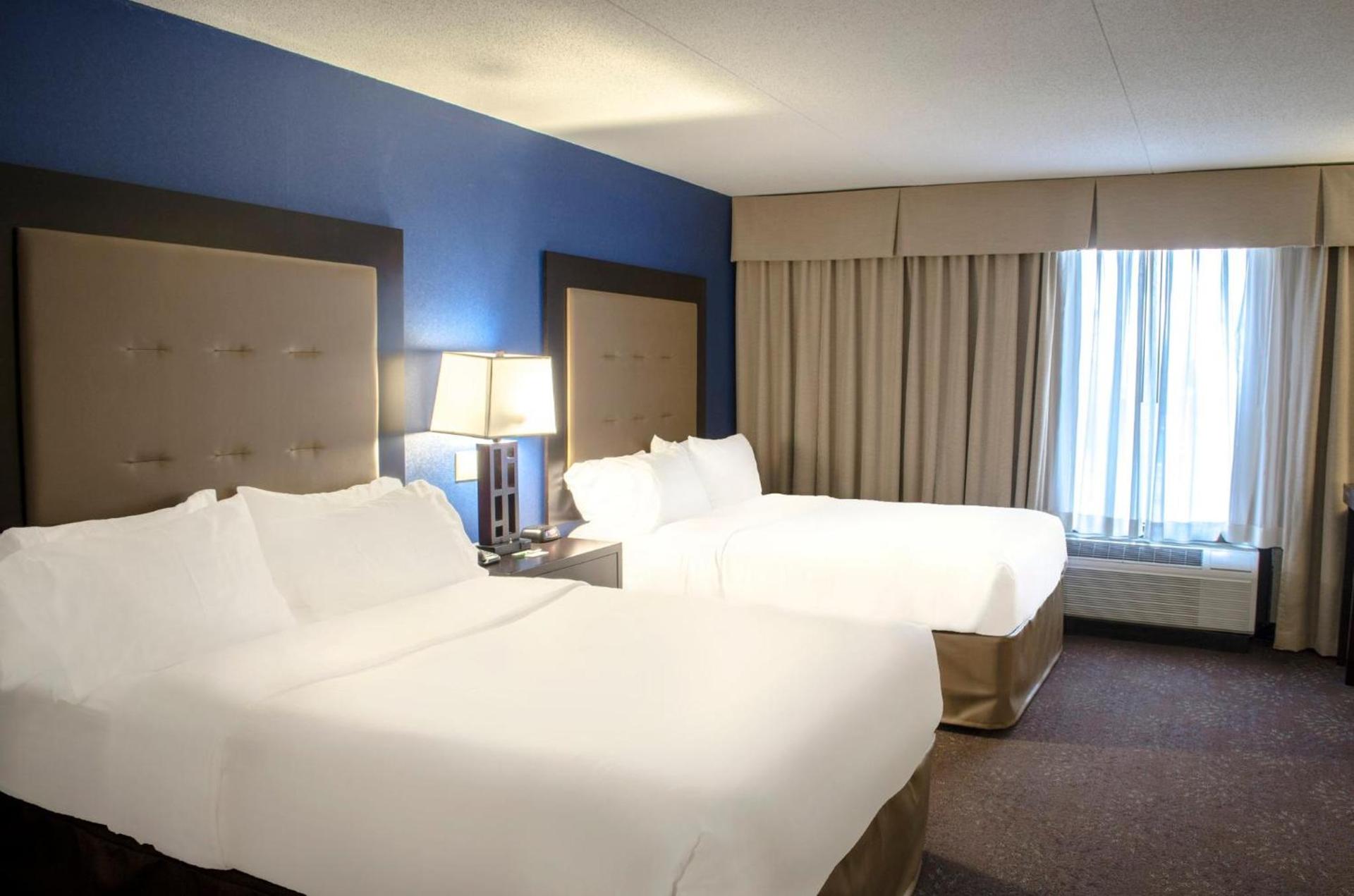 Holiday Inn Fargo by IHG photo 75