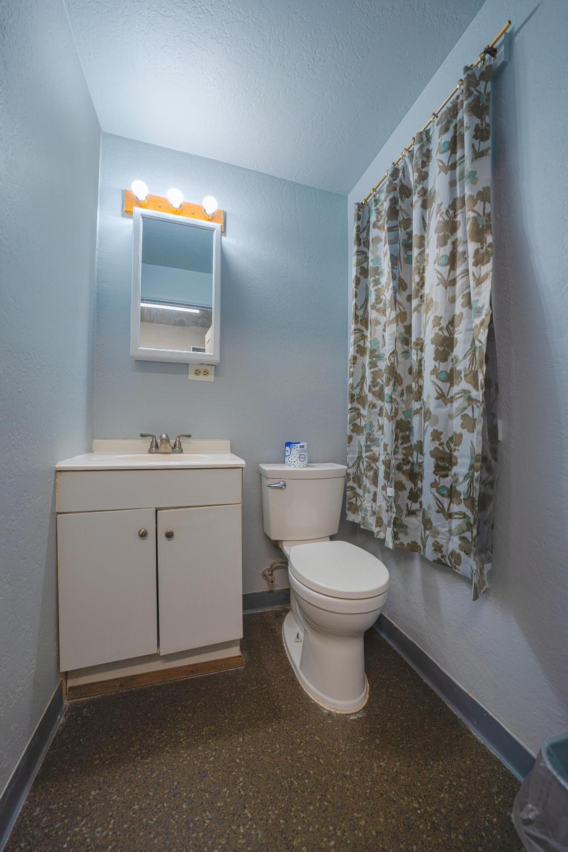 OYO Hotel Portland OR near Airport photo 33