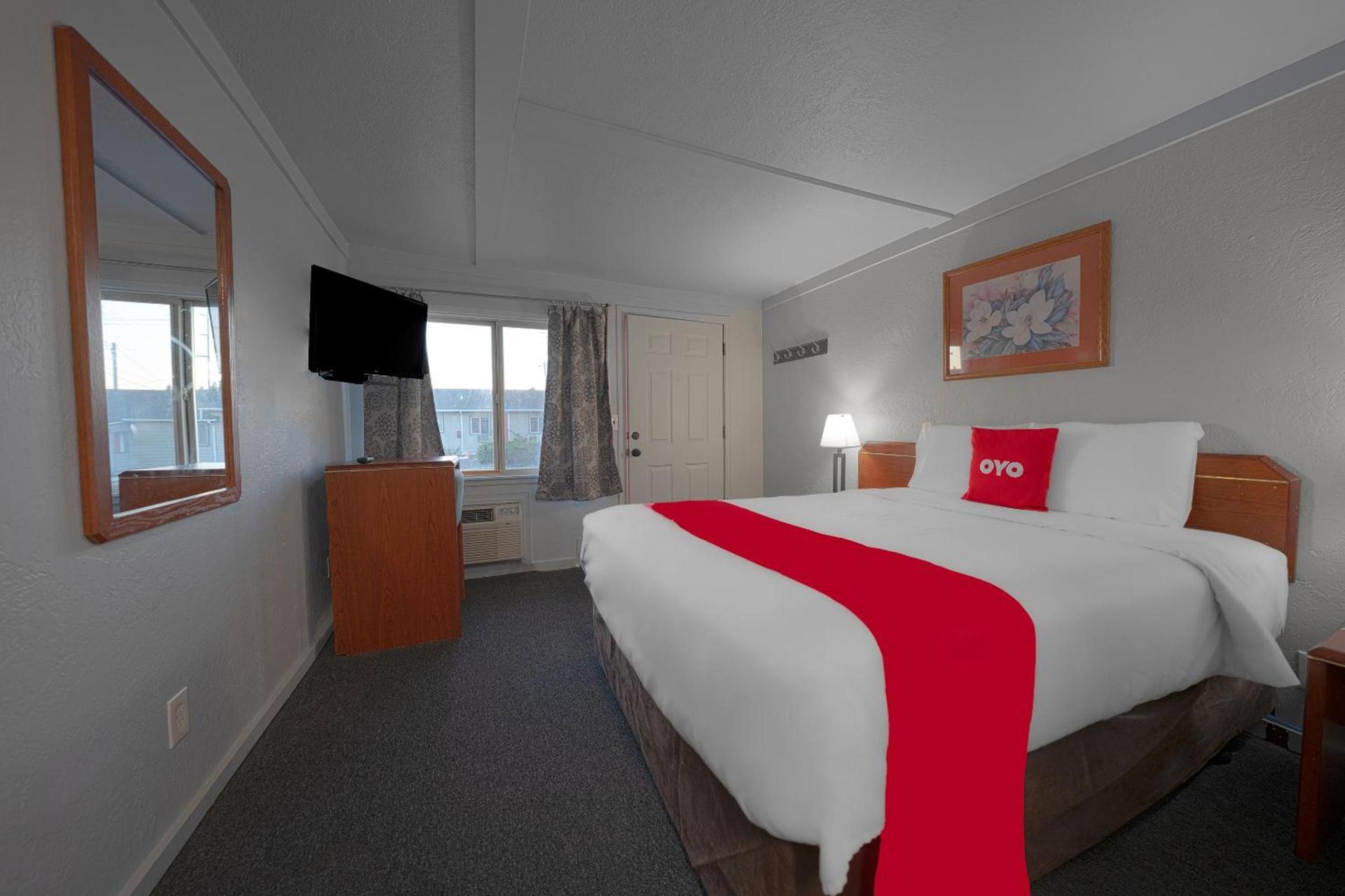 OYO Hotel Portland OR near Airport photo 3