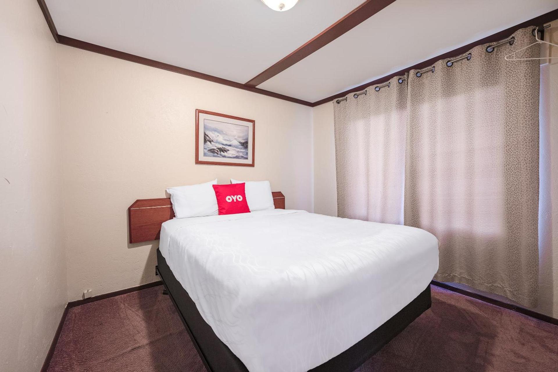OYO Hotel Portland OR near Airport photo 63