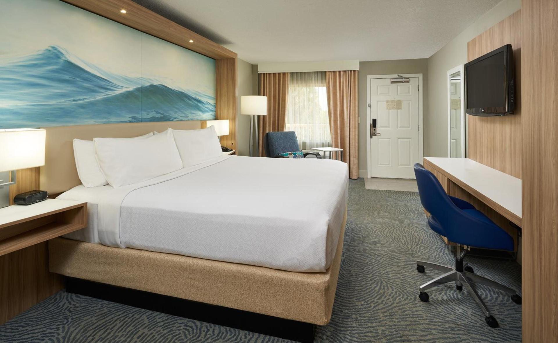 Crowne Plaza Melbourne-Oceanfront by IHG photo 5