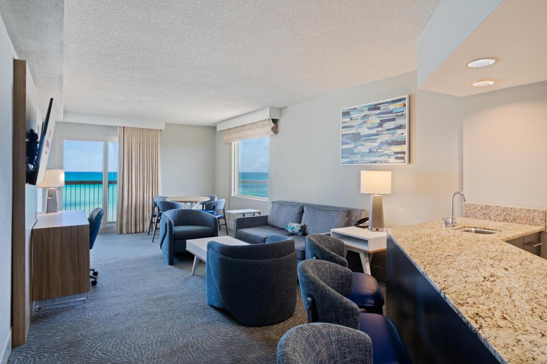 Crowne Plaza Melbourne-Oceanfront by IHG photo 11