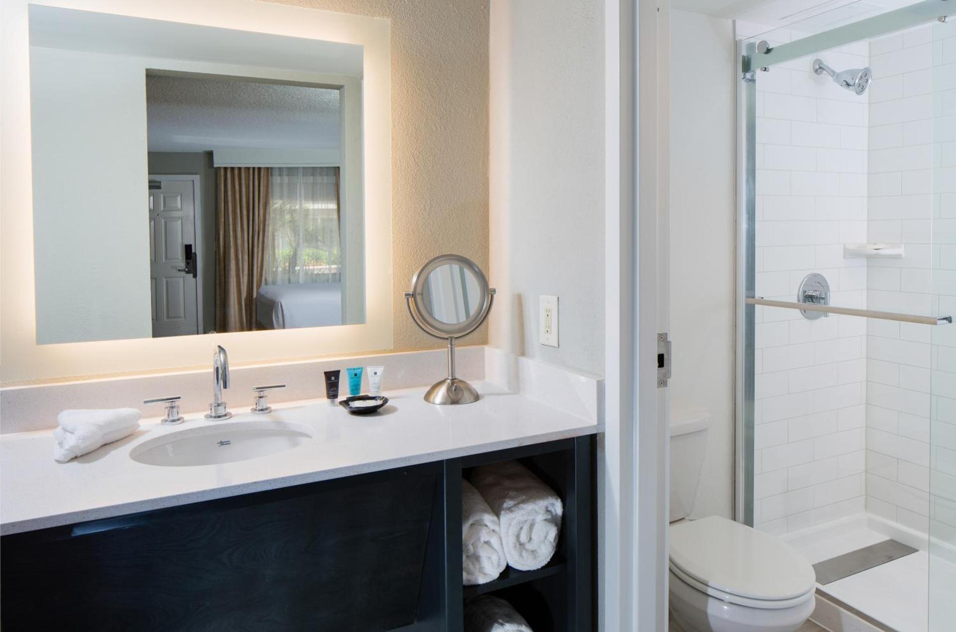 Crowne Plaza Melbourne-Oceanfront by IHG photo 15