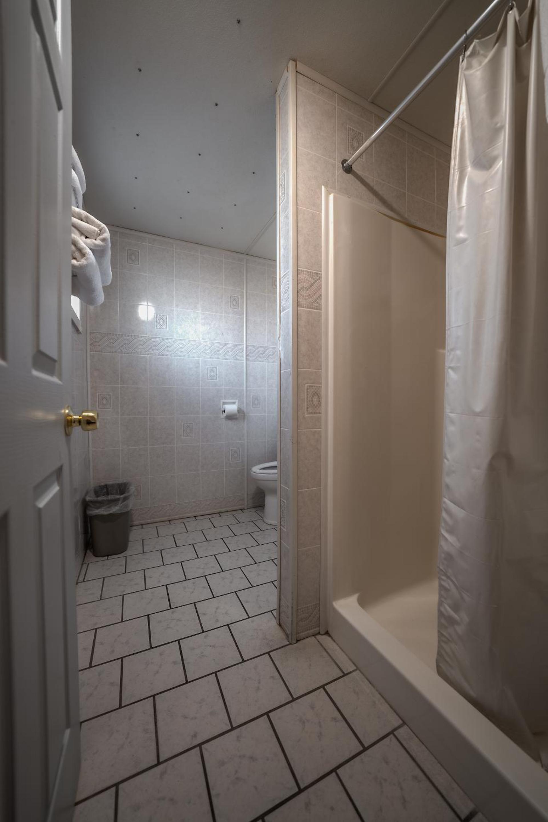 OYO Hotel Portland OR near Airport photo 72