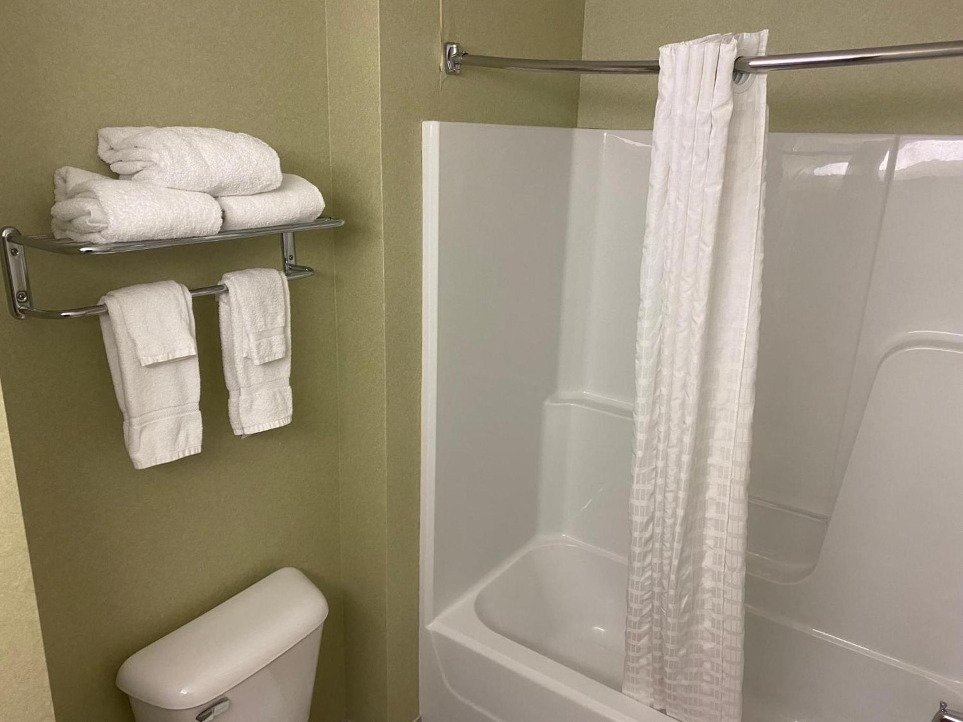 White River Inn & Suites photo 47