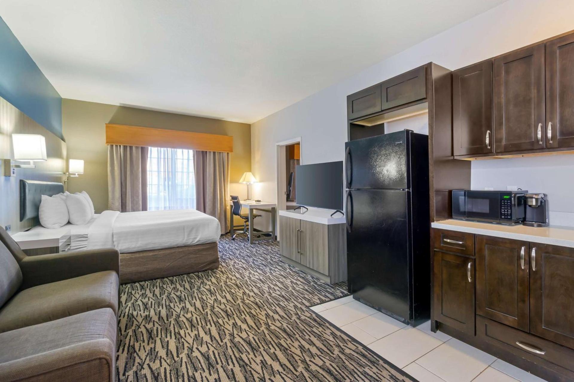 Best Western PLUS Mountain View Auburn Inn photo 47