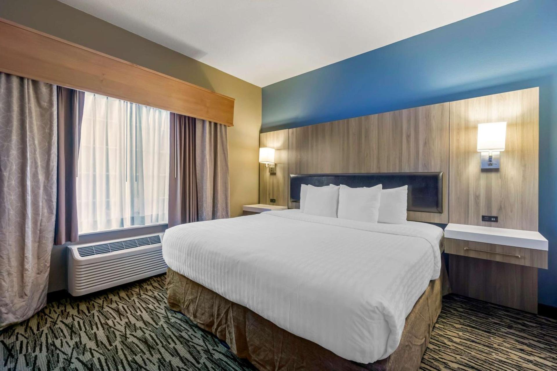 Best Western PLUS Mountain View Auburn Inn photo 49