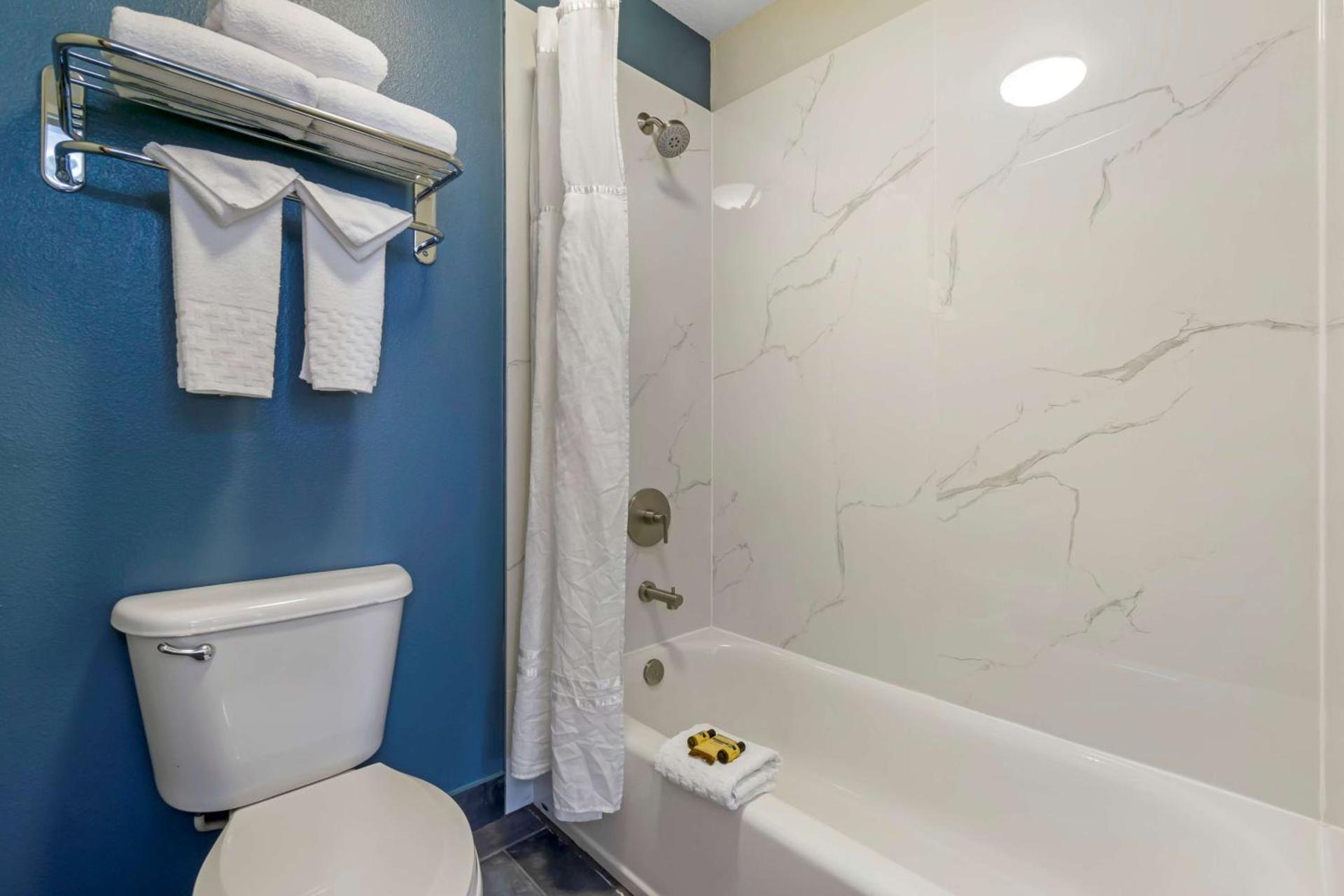 Best Western PLUS Mountain View Auburn Inn photo 55